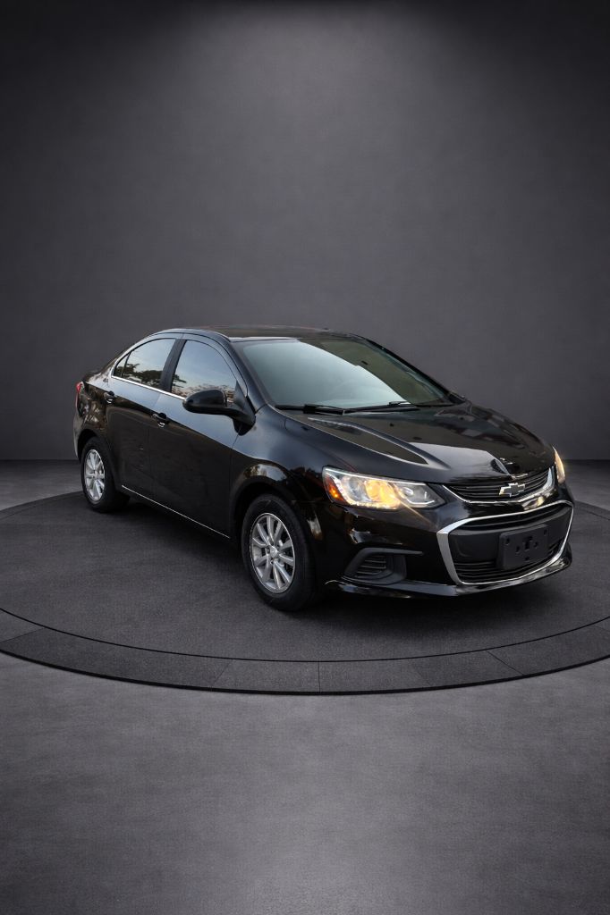 2017 Chevrolet Sonic LT