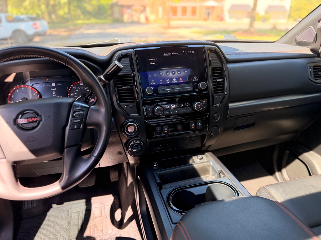 2021 Nissan Titan PRO-4X - Photo 8