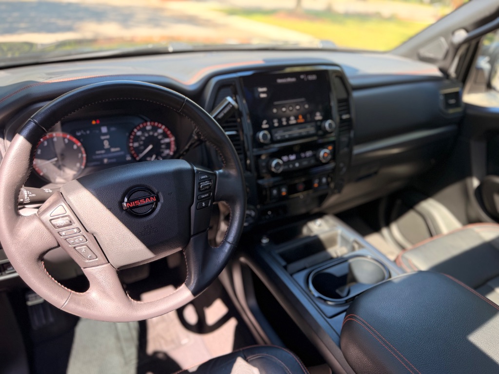 2021 Nissan Titan PRO-4X - Photo 7
